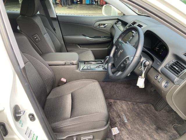 クラウン 2.5アスリートi-Four ナビパッケージ 4WD クルーズコントロール 純正18AW HIDヘッドライト インテリジェントAFS ETC 電動チルトテレスコピックステアリング バックガイドモニター ニー/サイド/カーテンAB(7枚目)