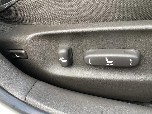 クラウン 2.5アスリートi-Four ナビパッケージ 4WD クルーズコントロール 純正18AW HIDヘッドライト インテリジェントAFS ETC 電動チルトテレスコピックステアリング バックガイドモニター ニー/サイド/カーテンAB(13枚目)