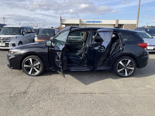 インプレッサスポーツ ２．０ｉ－Ｓアイサイト　４ＷＤ　ストラーダＳＤナビフルセグＤＶＤ再生Ｂ－Ｔ接続　ＬＥＤオートライトフォグ／サイドエアバック／純正アルミ　アドバンスドセーフティパッケージ／ＡＡＣ　ＥＴＣ／Ｐシート／革巻きステアリング／ＶＳＡ（14枚目）