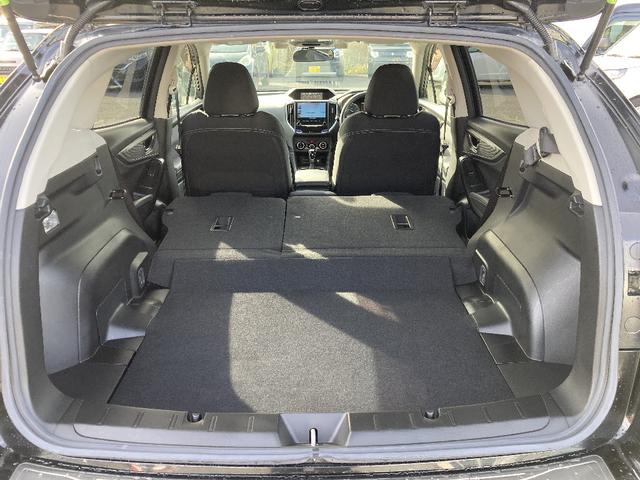 インプレッサスポーツ ２．０ｉ－Ｓアイサイト　４ＷＤ　ストラーダＳＤナビフルセグＤＶＤ再生Ｂ－Ｔ接続　ＬＥＤオートライトフォグ／サイドエアバック／純正アルミ　アドバンスドセーフティパッケージ／ＡＡＣ　ＥＴＣ／Ｐシート／革巻きステアリング／ＶＳＡ（19枚目）