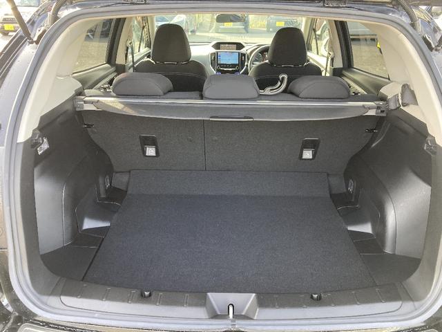 インプレッサスポーツ ２．０ｉ－Ｓアイサイト　４ＷＤ　ストラーダＳＤナビフルセグＤＶＤ再生Ｂ－Ｔ接続　ＬＥＤオートライトフォグ／サイドエアバック／純正アルミ　アドバンスドセーフティパッケージ／ＡＡＣ　ＥＴＣ／Ｐシート／革巻きステアリング／ＶＳＡ（20枚目）