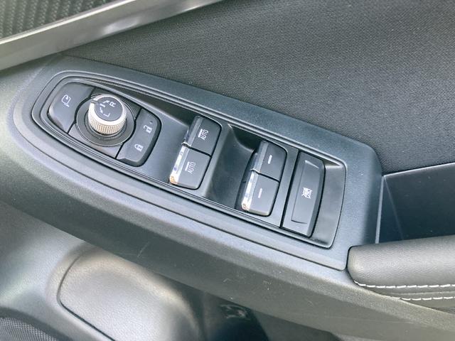 インプレッサスポーツ ２．０ｉ－Ｓアイサイト　４ＷＤ　ストラーダＳＤナビフルセグＤＶＤ再生Ｂ－Ｔ接続　ＬＥＤオートライトフォグ／サイドエアバック／純正アルミ　アドバンスドセーフティパッケージ／ＡＡＣ　ＥＴＣ／Ｐシート／革巻きステアリング／ＶＳＡ（32枚目）