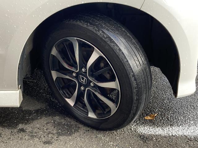 N-BOXカスタム G・Lホンダセンシング 純正フルセグSDナビ CD/DVD/BT可能 Bカメラ スマートキー/プッシュスタート Aストップ ホンダセンシング 片側パワースライド ETC 横滑り防止 LEDオートライト フロントフォグ(24枚目)