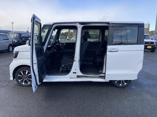 N-BOXカスタム G・Lホンダセンシング 純正フルセグSDナビ CD/DVD/BT可能 Bカメラ スマートキー/プッシュスタート Aストップ ホンダセンシング 片側パワースライド ETC 横滑り防止 LEDオートライト フロントフォグ(26枚目)