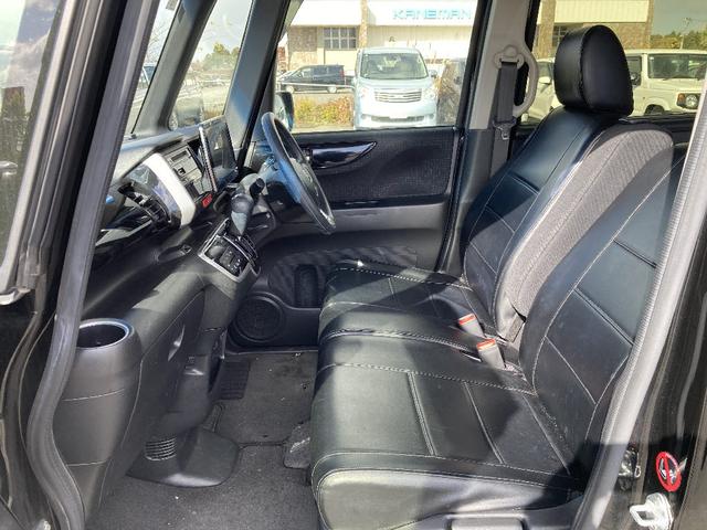 Ｎ－ＢＯＸカスタム Ｇ　ＳＳパッケージ　４ＷＤ　パナソニック製９インチフルセグＳＤナビ　Ｂカメラ　スマートキープッシュスタート　ステアリングスイッチ　片側パワースライド　ＨＩＤオートライト　Ｆフォグ　横滑り防止　社外ミラー型ドラレコ　ＥＴＣ（9枚目）