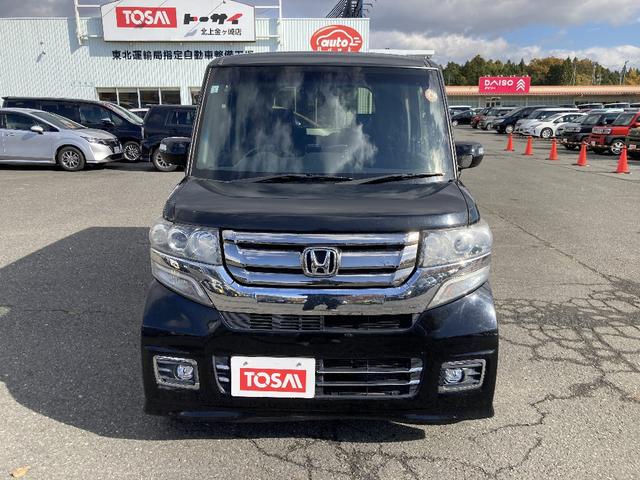 Ｎ－ＢＯＸカスタム Ｇ　ＳＳパッケージ　４ＷＤ　パナソニック製９インチフルセグＳＤナビ　Ｂカメラ　スマートキープッシュスタート　ステアリングスイッチ　片側パワースライド　ＨＩＤオートライト　Ｆフォグ　横滑り防止　社外ミラー型ドラレコ　ＥＴＣ（20枚目）