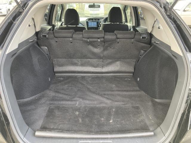 シャトル Ｇ　ギャザーズ９インチフルセグナビ　ＤＶＤ／Ｂ－Ｔ　Ｂカメラ　スマートキー／プッシュスタート　Ａストップ　アイドリングストップ　横滑り防止　ＥＴＣ　ＬＥＤオートライト　フロントフォグ　社外１５インチＡ（11枚目）