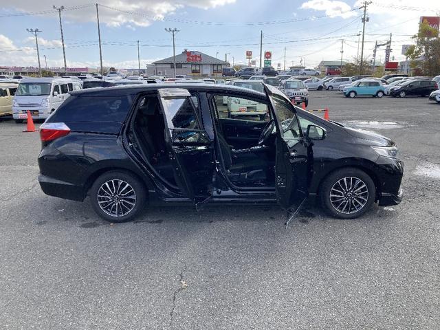 シャトル Ｇ　ギャザーズ９インチフルセグナビ　ＤＶＤ／Ｂ－Ｔ　Ｂカメラ　スマートキー／プッシュスタート　Ａストップ　アイドリングストップ　横滑り防止　ＥＴＣ　ＬＥＤオートライト　フロントフォグ　社外１５インチＡ（18枚目）