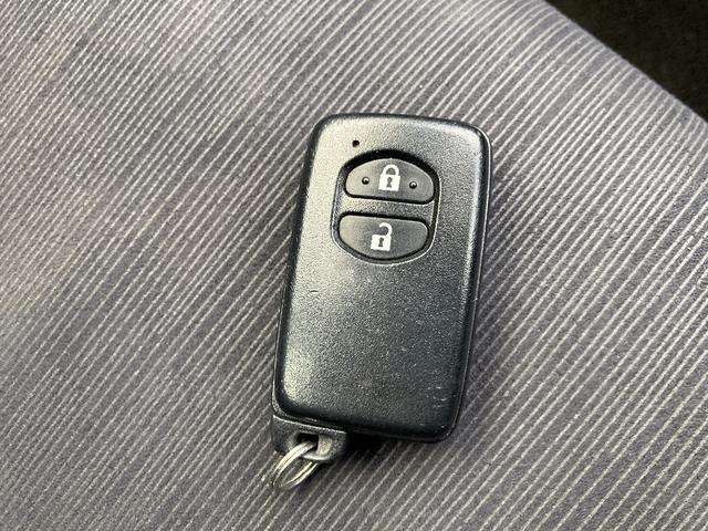 プリウス Gツーリングセレクション LEDヘッドライト 純正17インチアルミホイール パワーシート コーナーセンサー クルーズコントロール バックモニター ドライブレコーダー ETC ステアリングリモコン(37枚目)