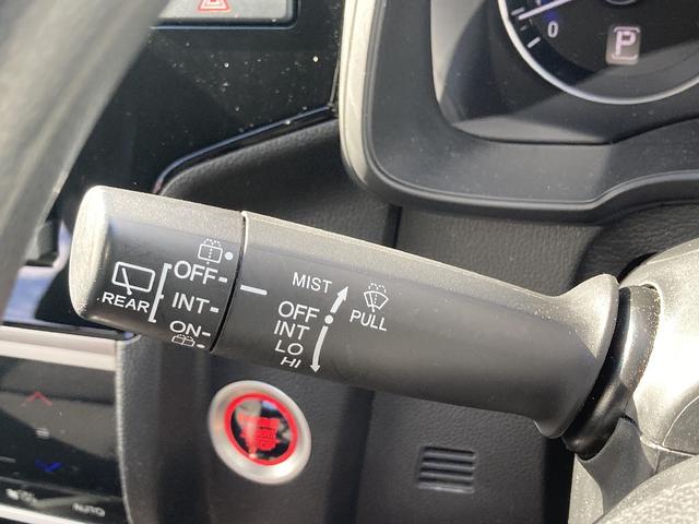 フィット 13G・F 4WD 純正SDナビ フルセグ バックカメラ DVD再生 横滑り防止 社外15インチアルミ スマートキー ETC オートリトラミラー ステアリングリモコン(33枚目)