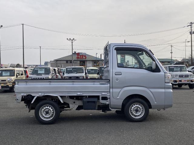 ハイゼットトラック スタンダード　農用スペシャル　４ＷＤ　スタンダード農用スペシャル　１オーナー車　スーパーデフロック　リア４枚リーフスプリング　エアコン　スピーカー内蔵ＡＭ／ＦＭラジオ　１オーナー　大型荷台作業灯　エアバッグ　選べるカラーパック（5枚目）