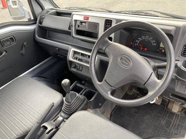 ハイゼットトラック スタンダード　農用スペシャル　４ＷＤ　スタンダード農用スペシャル　１オーナー車　スーパーデフロック　リア４枚リーフスプリング　エアコン　スピーカー内蔵ＡＭ／ＦＭラジオ　１オーナー　大型荷台作業灯　エアバッグ　選べるカラーパック（13枚目）