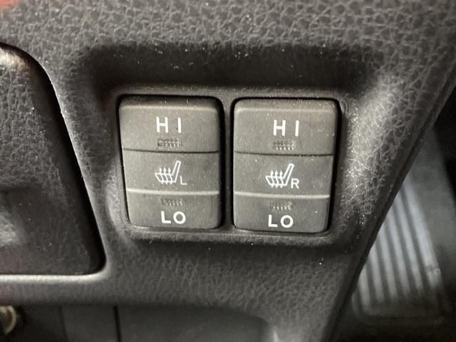 エスクァイア Ｇｉ　７インチＳＤナビ　ＥＴＣ　後席モニター　バックモニター　合皮シート　前席シートヒーター　アイドリングストップ　オートハイビーム　社外２カメラドラレコ　寒冷地　純正１５ＡＷ　ウッドコンビステアリング（8枚目）