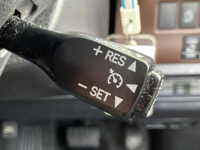 エスクァイア Ｇｉ　７インチＳＤナビ　ＥＴＣ　後席モニター　バックモニター　合皮シート　前席シートヒーター　アイドリングストップ　オートハイビーム　社外２カメラドラレコ　寒冷地　純正１５ＡＷ　ウッドコンビステアリング（10枚目）