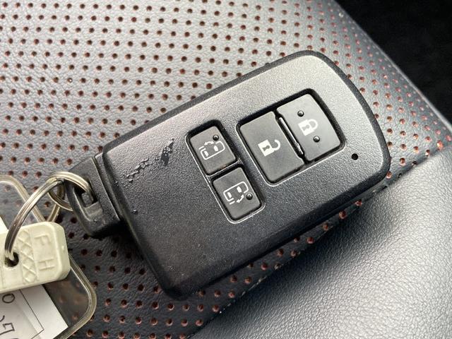 エスクァイア Ｇｉ　７インチＳＤナビ　ＥＴＣ　後席モニター　バックモニター　合皮シート　前席シートヒーター　アイドリングストップ　オートハイビーム　社外２カメラドラレコ　寒冷地　純正１５ＡＷ　ウッドコンビステアリング（40枚目）