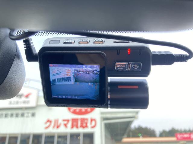 エスクァイア Ｇｉ　７インチＳＤナビ　ＥＴＣ　後席モニター　バックモニター　合皮シート　前席シートヒーター　アイドリングストップ　オートハイビーム　社外２カメラドラレコ　寒冷地　純正１５ＡＷ　ウッドコンビステアリング（42枚目）