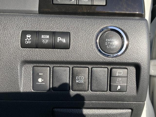 アルファード ２４０Ｓ　タイプゴールドＩＩ　４ＷＤ　ハーフレザーシート　ルーフイルミネーション　ナノイー　３６０度ドラレコ　ＥＴＣ　クルーズコントロール　純正９インチＳＤナビ　ＤＴＶ／ＣＤ／ＳＤ／ＢＴ可　両側スライドドア　ウッド調ステアリング（18枚目）