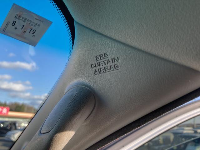 アルファード ２４０Ｓ　タイプゴールドＩＩ　４ＷＤ　ハーフレザーシート　ルーフイルミネーション　ナノイー　３６０度ドラレコ　ＥＴＣ　クルーズコントロール　純正９インチＳＤナビ　ＤＴＶ／ＣＤ／ＳＤ／ＢＴ可　両側スライドドア　ウッド調ステアリング（20枚目）