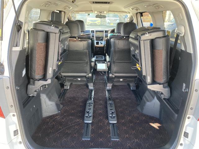 アルファード ２４０Ｓ　タイプゴールドＩＩ　４ＷＤ　ハーフレザーシート　ルーフイルミネーション　ナノイー　３６０度ドラレコ　ＥＴＣ　クルーズコントロール　純正９インチＳＤナビ　ＤＴＶ／ＣＤ／ＳＤ／ＢＴ可　両側スライドドア　ウッド調ステアリング（28枚目）