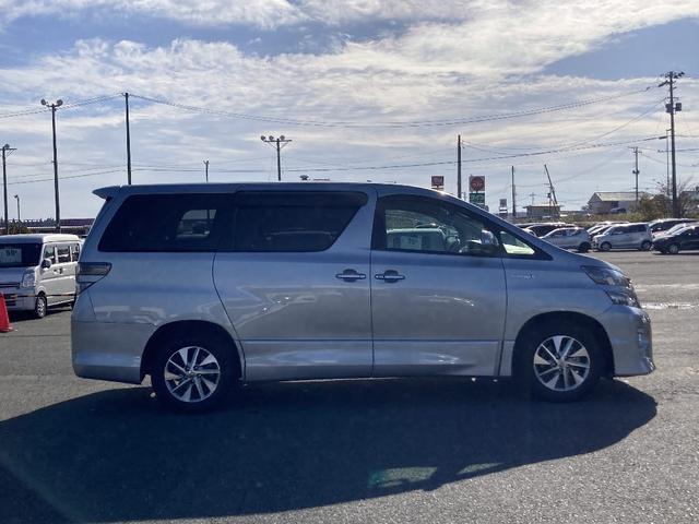 ヴェルファイアハイブリッド ＺＲ　４ＷＤ　社外ＳＤナビ　フルセグ　純正エアロ　純正１６インチアルミ　両側電動スライドドア　ＥＴＣ　クルーズコントロール　バックカメラ　ＡＦＳ　ウッドコンビステア　ＨＩＤヘッドライト（21枚目）