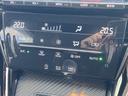 ハリアー エレガンス　Ｇ’ｓ　４ＷＤ　純正９インチＳＤナビ　ムーンルーフ　寒冷地仕様　フルセグ　ＤＶＤ再生　ＬＥＤライト　専用１９インチアルミ　スマートキー　バックカメラ　専用エアロ　ワンオーナー（6枚目）