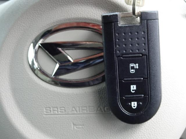X SAIII 4WD サイドアップシートオートライト/ハイビーム/AAC 純正CD/VSA/シートヒーター/左側オートSD スマートキーイモビライザー(6枚目)