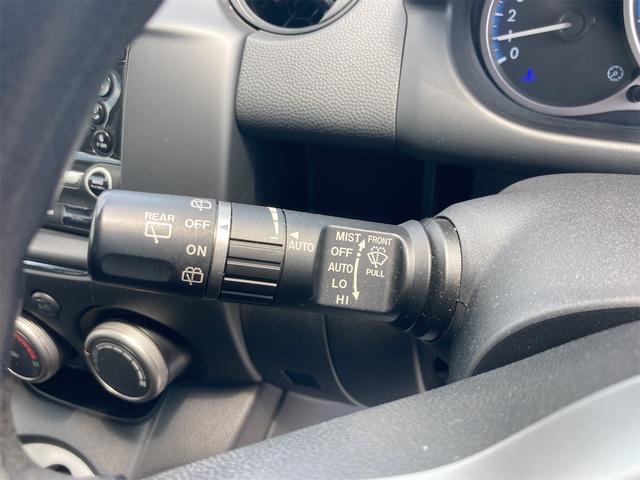 デミオ １３－スカイアクティブ　ＣＤ　キーレスエントリー　ＡＵＸ接続可能　ＵＳＢ接続可能　社外１４インチアルミ　オートライト　記録簿　取扱説明書　ＡＢＳ　運転席エアバッグ　助手席エアバッグ（31枚目）