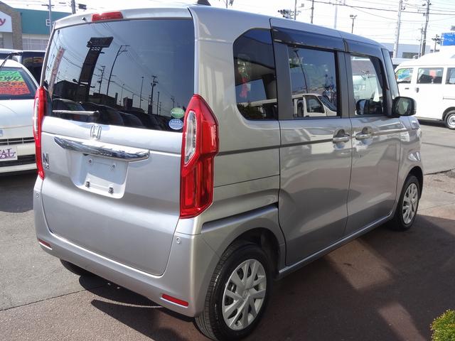 Gホンダセンシング 4WD 衝突被害軽減装置 クルーズコントロール LEDヘッドライト シートヒーター SDナビ バックカメラ キーフリー(7枚目)