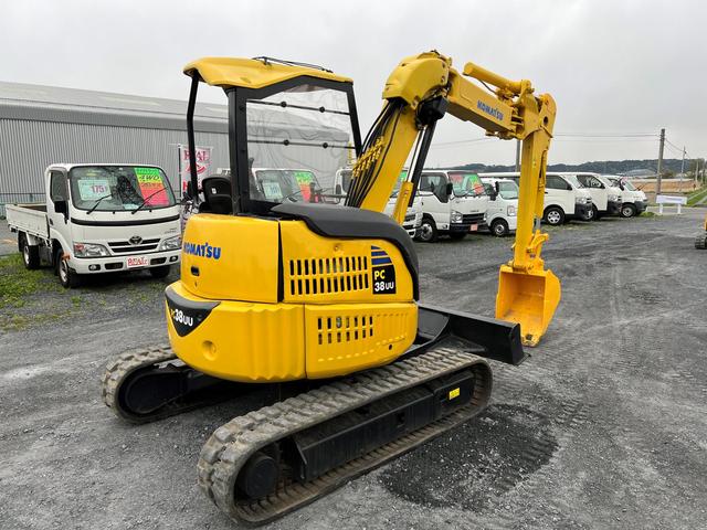 ミニショベル ユンボ PC38UU-3 コマツ 重機