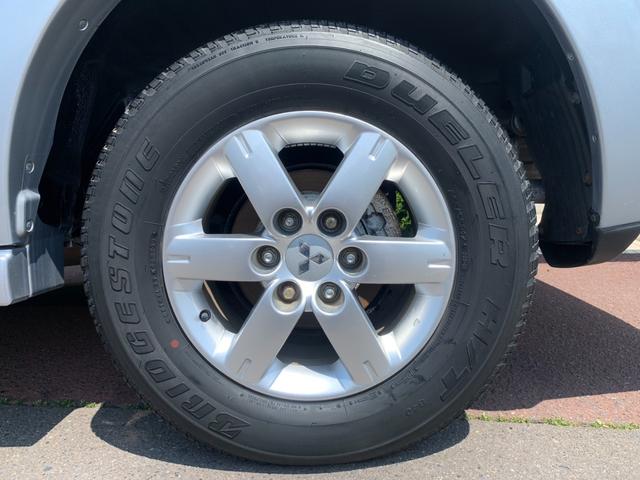 パジェロ アクティブフィールドエディション　４ＷＤ　ラリーアートマフラー　社外足回り　ナビ　フルセグＴＶ　バックカメラ　Ｂｌｕｅｔｏｏｔｈオーディオ　センターデフロック　電動ハーフレザーシート　リアヒーター　ワイパーデアイサー　両席シートヒータ（40枚目）