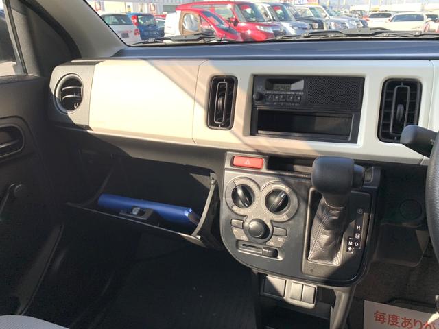 アルト ＶＰ　ＶＰ（４名）　４ＷＤ　横滑り防止　ラジオ　キーレスエントリー　ＡＢＳ　Ｗエアバック　エアコン（10枚目）