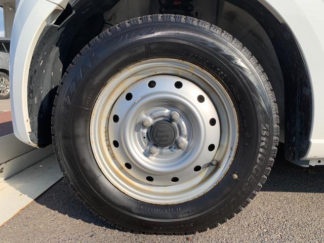 アルト ＶＰ　ＶＰ（４名）　４ＷＤ　横滑り防止　ラジオ　キーレスエントリー　ＡＢＳ　Ｗエアバック　エアコン（23枚目）