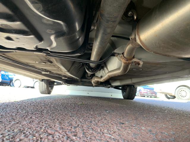 アルト ＶＰ　ＶＰ（４名）　４ＷＤ　横滑り防止　ラジオ　キーレスエントリー　ＡＢＳ　Ｗエアバック　エアコン（26枚目）