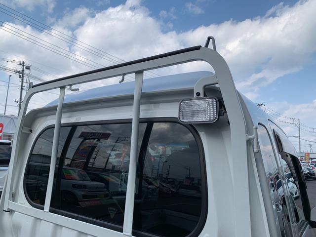 ハイゼットトラック ジャンボＳＡＩＩＩｔ　４ＷＤ　リフトアップ　１５インチアルミ＆ゴツゴツタイヤ　社外テールランプ　ナビ　フルセグＴＶ　Ｂｌｕｅｔｏｏｔｈオーディオ　シートカバー　ＬＥＤヘッド　ＬＥＤフォグ　Ｐセンサー　レーンキープアシスト（10枚目）