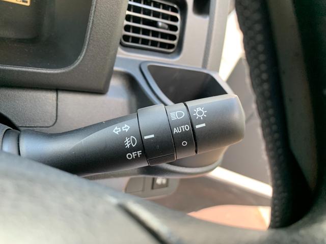 ハイゼットトラック ジャンボＳＡＩＩＩｔ　４ＷＤ　リフトアップ　１５インチアルミ＆ゴツゴツタイヤ　社外テールランプ　ナビ　フルセグＴＶ　Ｂｌｕｅｔｏｏｔｈオーディオ　シートカバー　ＬＥＤヘッド　ＬＥＤフォグ　Ｐセンサー　レーンキープアシスト（18枚目）