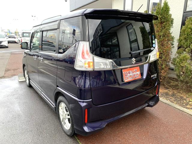 ソリオバンディット Ｆリミテッド　４ＷＤ　ハイブリッド　衝突被害軽減装置　エンジンスタータ－　ナビ　フルセグＴＶ　バックカメラ　Ｂｔオーディオ　両側パワースライドドア　ＬＥＤヘッド　フォグランプ　シートカバー　両席シートヒーター（7枚目）