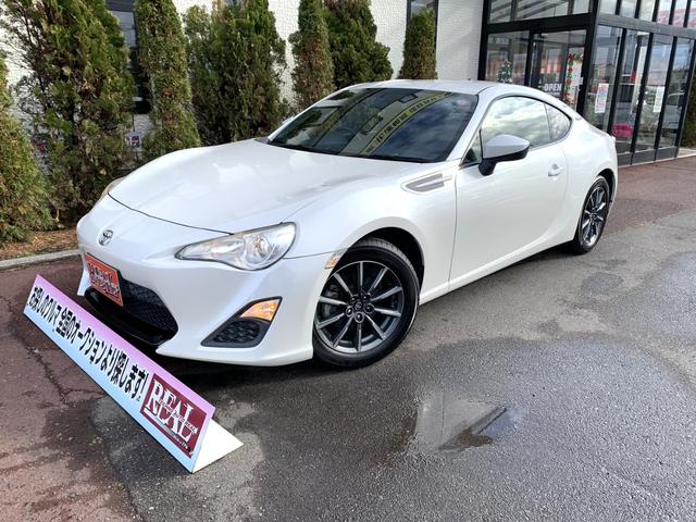 ８６ Ｇ　オートクルーズ機能付きＰＩＶＯＴスロコン　ＴＲＤストラットタワーバー　Ｂｌｕｅｔｏｏｔｈオーディオ付きディスプレイオーディオ　ＥＴＣ　純正１６インチアルミ　ドラレコ（2枚目）