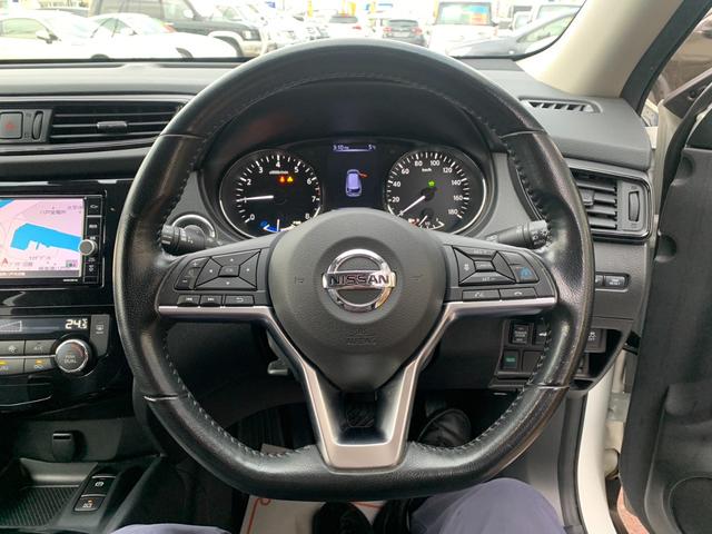 エクストレイル ２０Ｘｉ　ハイブリッド　４ＷＤ　衝突被害軽減装置　純正ナビ　フルセグＴＶ　全方位カメラ　Ｂｌｕｅｔｏｏｔｈオーディオ　ＥＴＣ　デジタルインナーミラー　ドラレコ　電動リアゲート　クリアランスソナー　プロパイロット　全席シートＨ（17枚目）