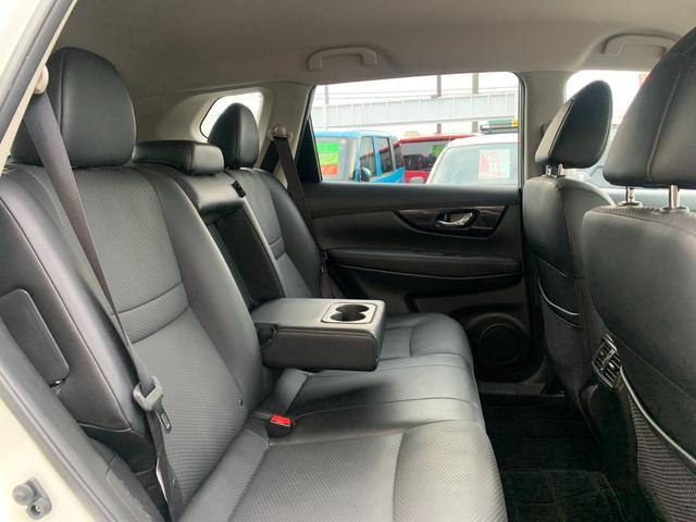 エクストレイル ２０Ｘｉ　ハイブリッド　４ＷＤ　衝突被害軽減装置　純正ナビ　フルセグＴＶ　全方位カメラ　Ｂｌｕｅｔｏｏｔｈオーディオ　ＥＴＣ　デジタルインナーミラー　ドラレコ　電動リアゲート　クリアランスソナー　プロパイロット　全席シートＨ（28枚目）