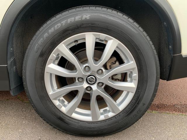 エクストレイル ２０Ｘｉ　ハイブリッド　４ＷＤ　衝突被害軽減装置　純正ナビ　フルセグＴＶ　全方位カメラ　Ｂｌｕｅｔｏｏｔｈオーディオ　ＥＴＣ　デジタルインナーミラー　ドラレコ　電動リアゲート　クリアランスソナー　プロパイロット　全席シートＨ（38枚目）