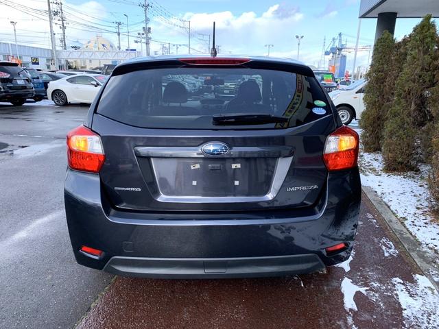 インプレッサスポーツ １．６ｉ－Ｌ　４ＷＤ　ナビ　ＴＶ　ＣＤ　ＥＴＣ　社外１５インチアルミ　アイドリングストップ　電動格納ミラー　フォグランプ　横滑り防止　キーレスエントリー　ＡＢＳ　フロアオートマチックＣＶＴ（8枚目）