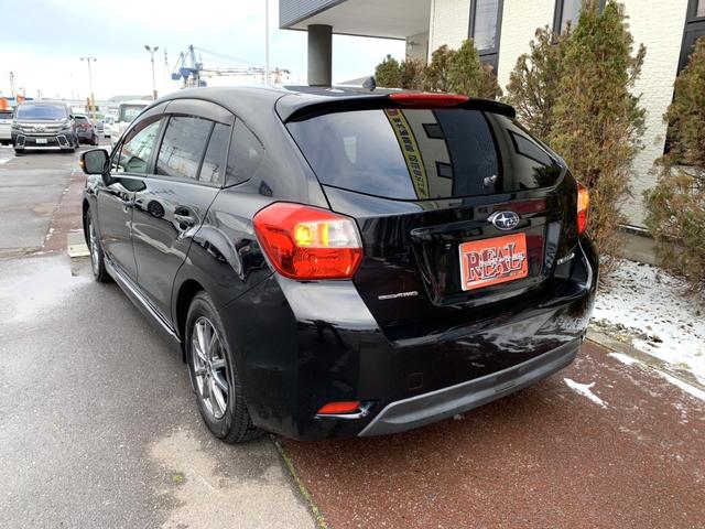 インプレッサスポーツ ２．０ｉ－Ｓアイサイト　４ＷＤ　衝突被害軽減装置　ナビ　フルセグＴＶ　バックカメラ　Ｂｌｕｅｔｏｏｔｈオーディオ　電動ハーフレザーシート　クルーズコントロール　ヘッドライトウォッシャ　社外アルミ　パドルシフト（7枚目）