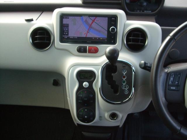 ポルテ Ｇ　４ＷＤ　ＥＴＣ　ナビ　電動スライドドア　スマートキー　電動格納ミラー　シートヒーター　ＣＶＴ　アルミホイール　衝突安全ボディ　ＡＢＳ　ＥＳＣ　エアコン　パワーステアリング　パワーウィンドウ（4枚目）