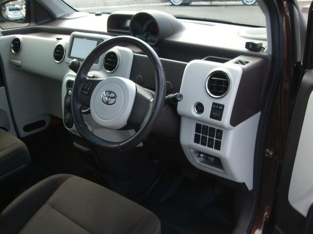 ポルテ Ｇ　４ＷＤ　ＥＴＣ　ナビ　電動スライドドア　スマートキー　電動格納ミラー　シートヒーター　ＣＶＴ　アルミホイール　衝突安全ボディ　ＡＢＳ　ＥＳＣ　エアコン　パワーステアリング　パワーウィンドウ（8枚目）