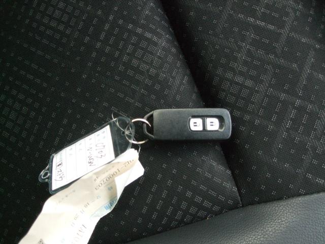 Ｎ－ＷＧＮカスタム Ｇ・Ａパッケージ　４ＷＤ　ＥＴＣ　両側スライドドア　オートクルーズコントロール　衝突被害軽減システム　オートライト　ＨＩＤ　スマートキー　アイドリングストップ　ベンチシート　ＣＶＴ　盗難防止システム　ＡＢＳ　ＥＳＣ（6枚目）