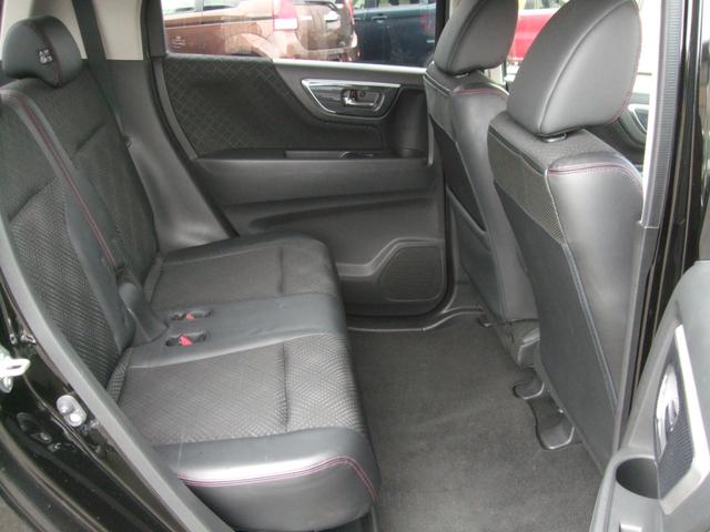 Ｎ－ＷＧＮカスタム Ｇ・Ａパッケージ　４ＷＤ　ＥＴＣ　両側スライドドア　オートクルーズコントロール　衝突被害軽減システム　オートライト　ＨＩＤ　スマートキー　アイドリングストップ　ベンチシート　ＣＶＴ　盗難防止システム　ＡＢＳ　ＥＳＣ（11枚目）