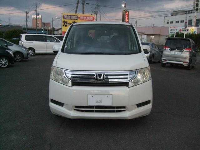 ステップワゴン Ｇ　４ＷＤ　ナビ　両側スライドドア　キーレスエントリー　３列シート　ＡＴ　盗難防止システム　衝突安全ボディ　ＡＢＳ　エアコン　パワーステアリング　パワーウィンドウ　運転席エアバッグ（11枚目）