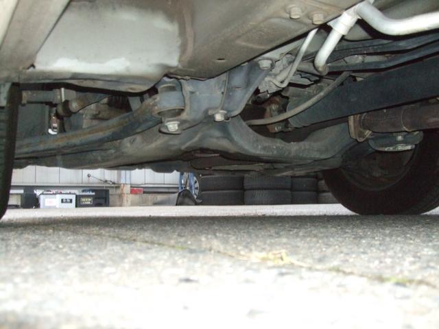 ステップワゴン Ｇ　４ＷＤ　ナビ　両側スライドドア　キーレスエントリー　３列シート　ＡＴ　盗難防止システム　衝突安全ボディ　ＡＢＳ　エアコン　パワーステアリング　パワーウィンドウ　運転席エアバッグ（23枚目）