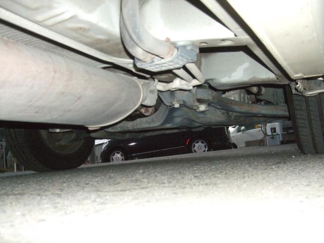 ステップワゴン Ｇ　４ＷＤ　ナビ　両側スライドドア　キーレスエントリー　３列シート　ＡＴ　盗難防止システム　衝突安全ボディ　ＡＢＳ　エアコン　パワーステアリング　パワーウィンドウ　運転席エアバッグ（24枚目）