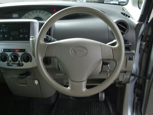 タント Ｌ　４ＷＤ　スライドドア　ベンチシート　ＡＴ　盗難防止システム　ＣＤ　ミュージックプレイヤー接続可　衝突安全ボディ　エアコン　パワーステアリング　パワーウィンドウ（2枚目）